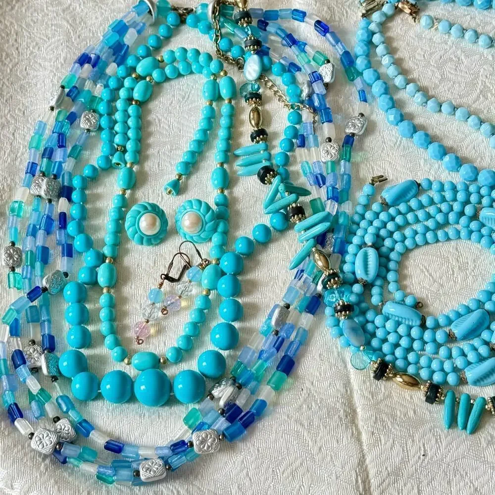 Vintage 10 Piece Turquoise Lucite Glass Bead Necklace & Earring Lot 12.7oz 50’s